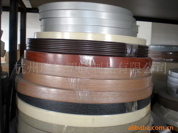 塑膠家具配件系列 家具膠的創(chuàng)新與應(yīng)用